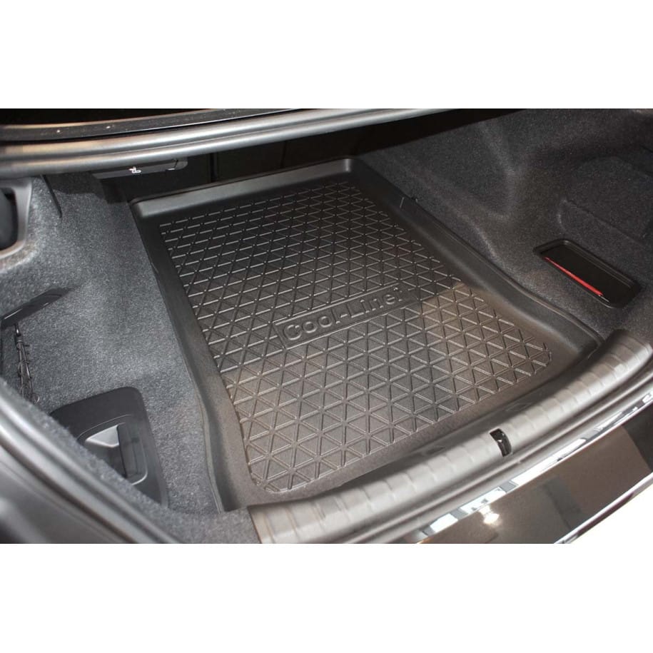 tavita-portbagaj-bmw-5-g30-premium Tavita portbagaj BMW 5 G30 Premium - imagine 1